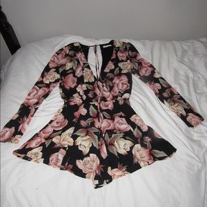 Super comfy floral romper!
